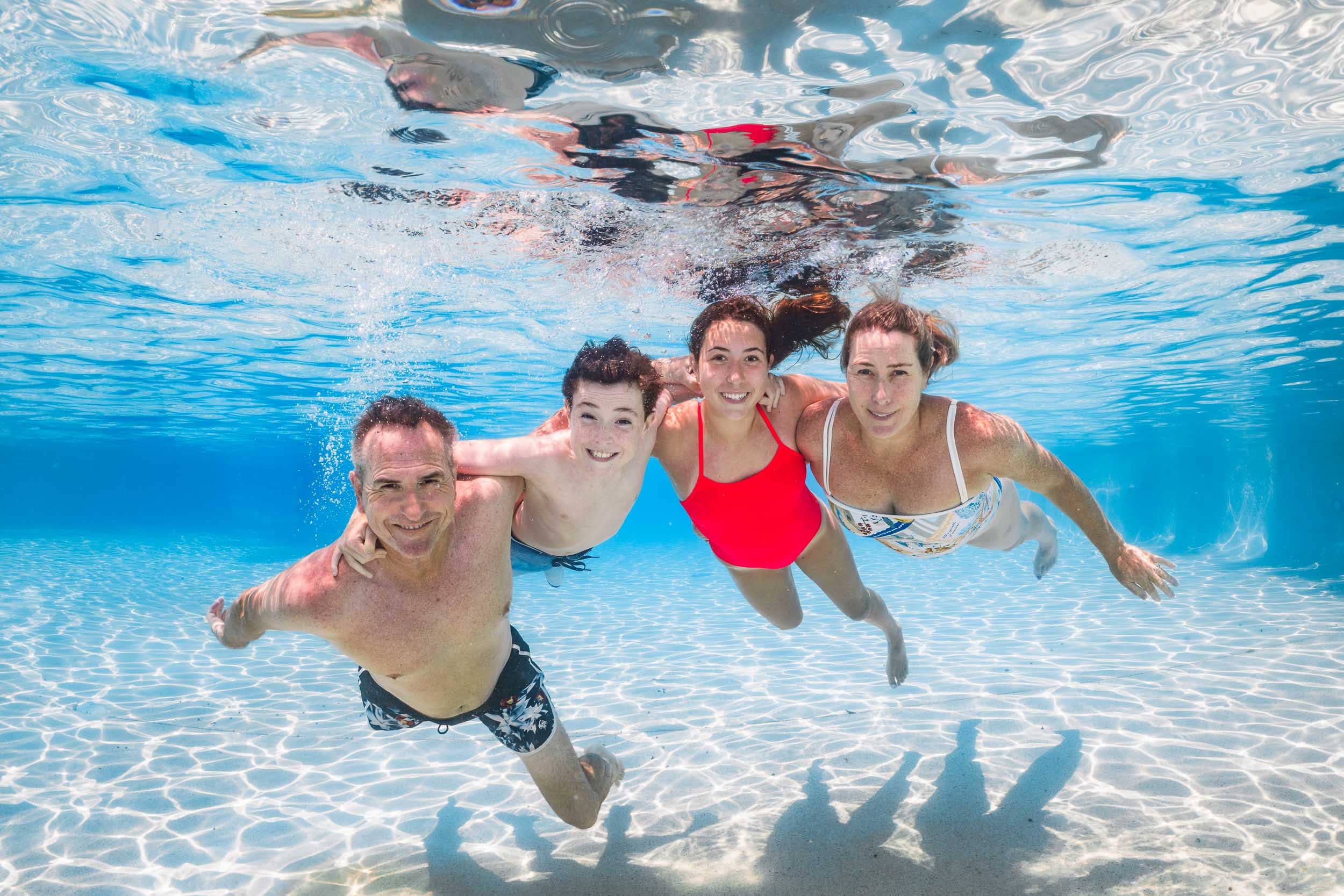 Family pool portraits underwater